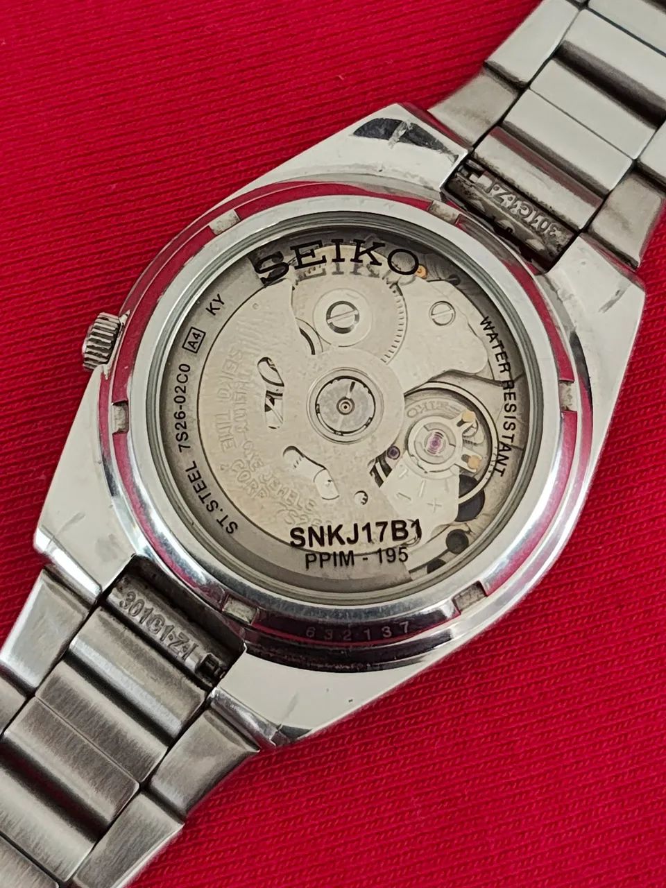 Relógio Seiko 5 Automático SNKJ17B1<br>Classico 7S26-02C0 Preto  - Foto 4