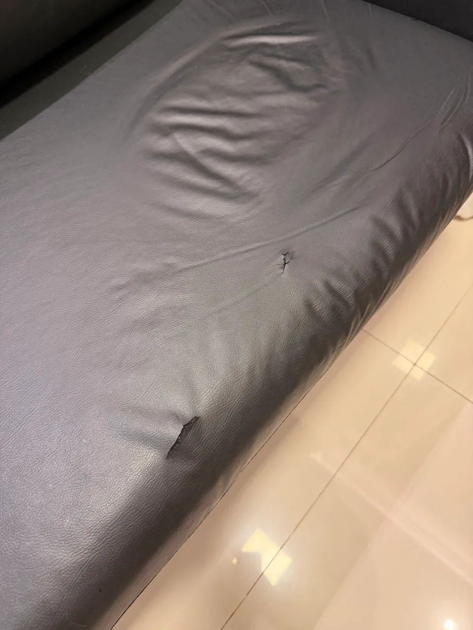 Sofá retrátil em Corino65581374664450124