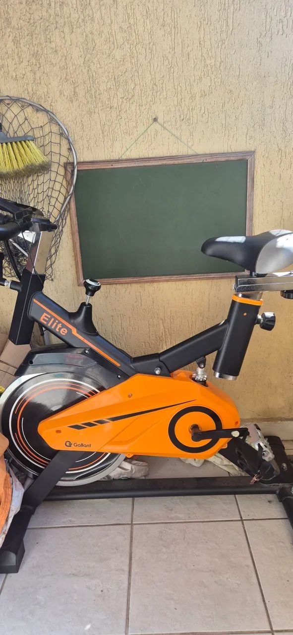 Bicicleta spining galant elite roda de inércia  - Foto 2