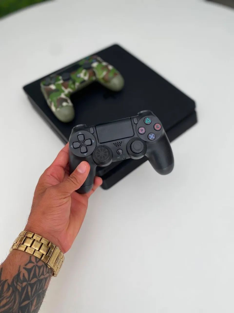 ps4 Slim 1TB 2 Controle  - Foto 4