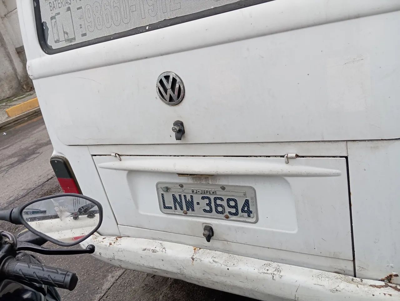 Volkswagen Kombi Standard/ Luxo/ Serie Prata 2002