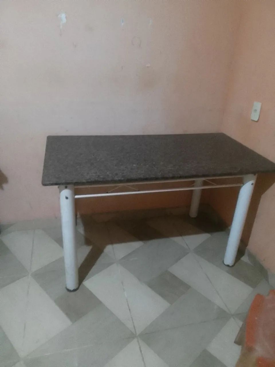 Table470069668668385281