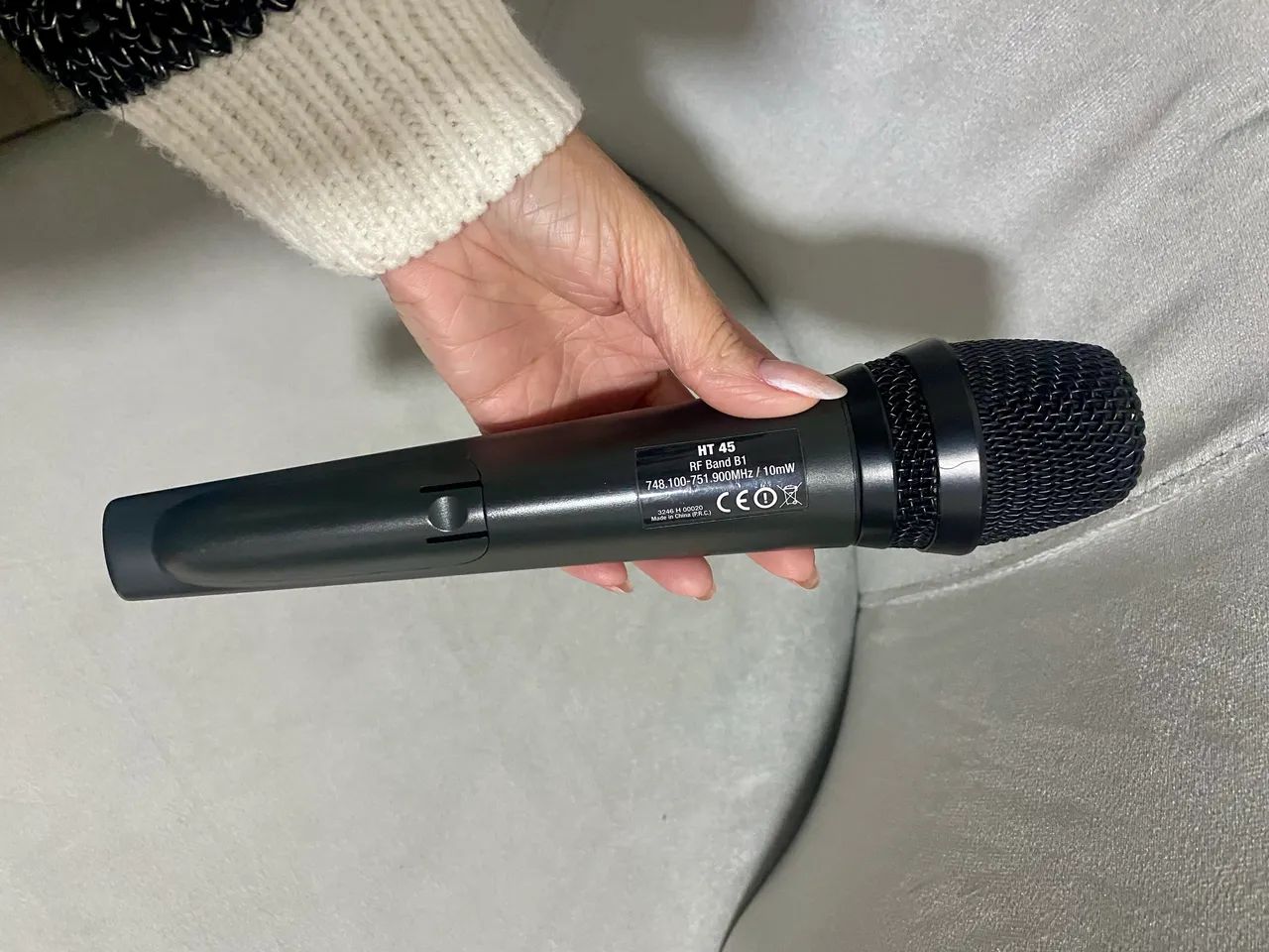 Microfone Akg Ht45 Dinâmico Cardioide Preto  - Foto 3