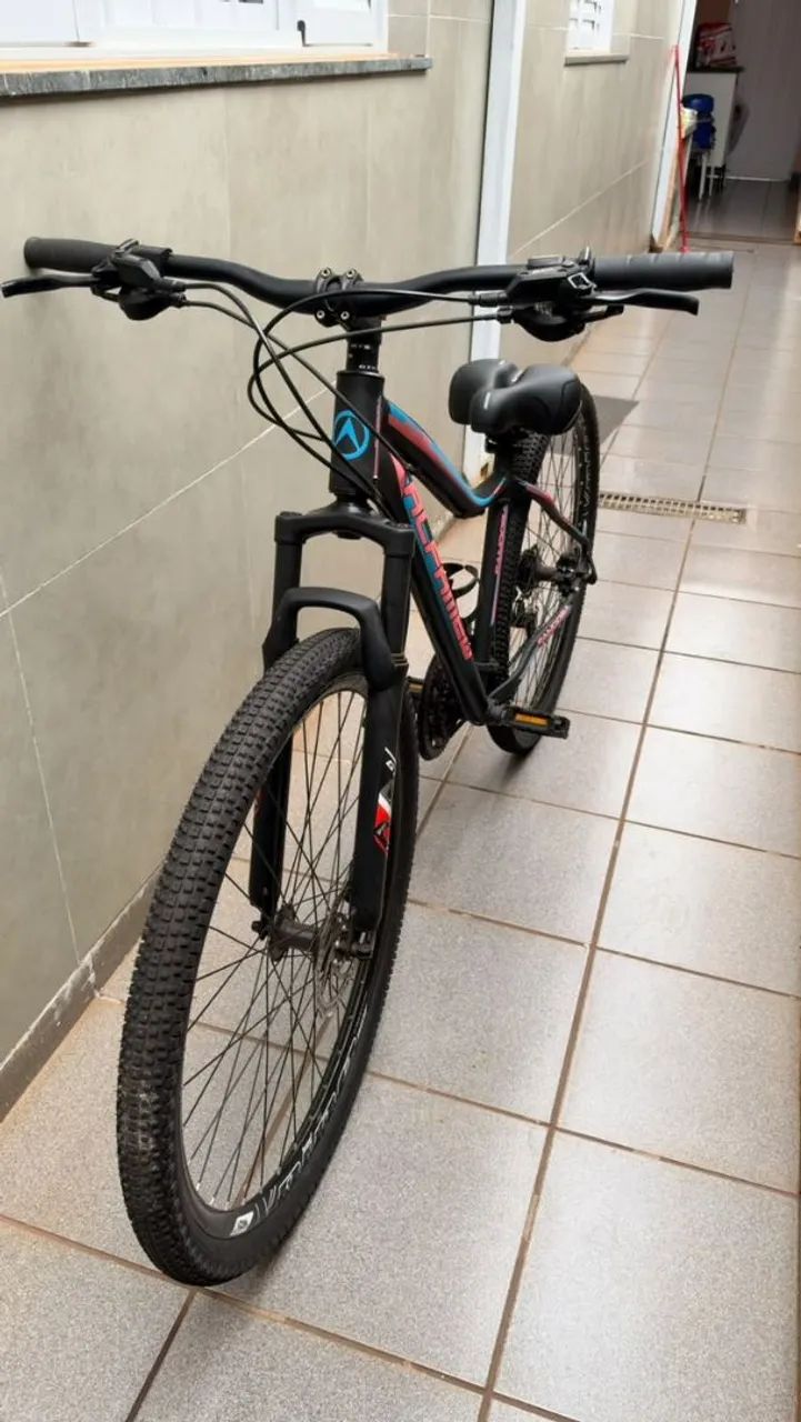 VENDO BICICLETA 