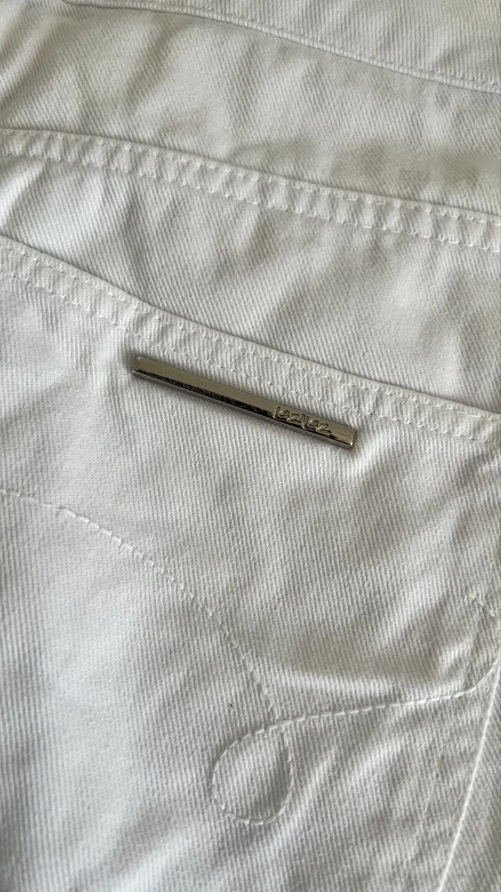 Shorts branco lez a lez  - Foto 5