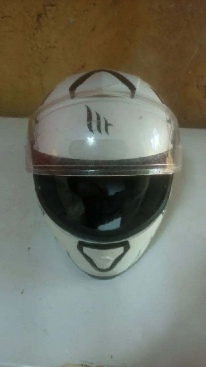 Capacete