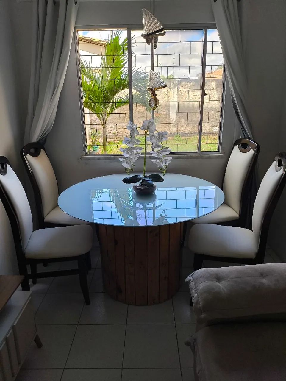 4 cadeira de madeira Massaranduba 