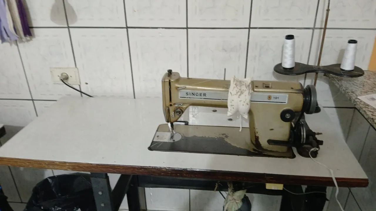 Máquina reta - Foto 3
