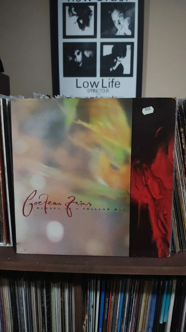 Cocteau Twins - Echoes in a Shallow Bay  ... Vinil importado 