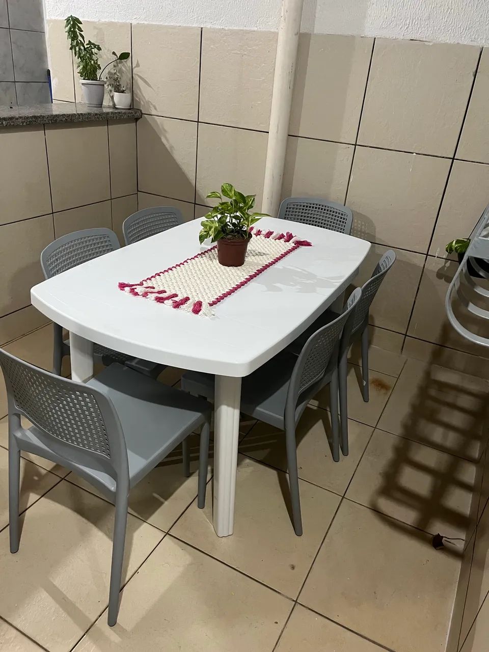 Mesa com cadeiras