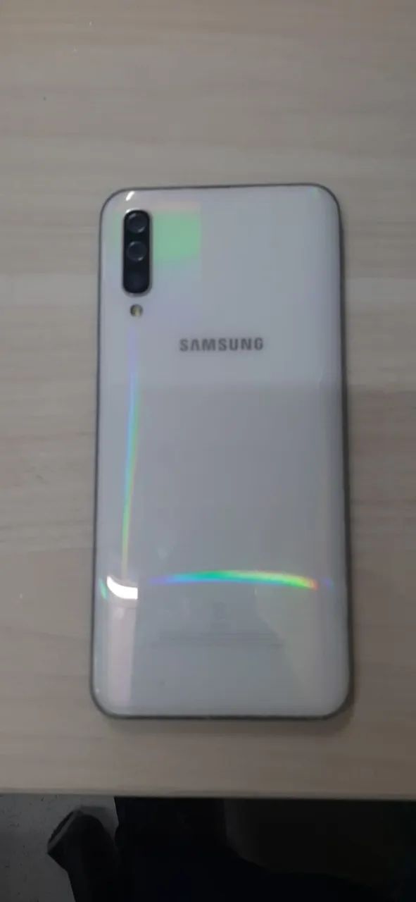 SAMSUNG A50 - Foto 3