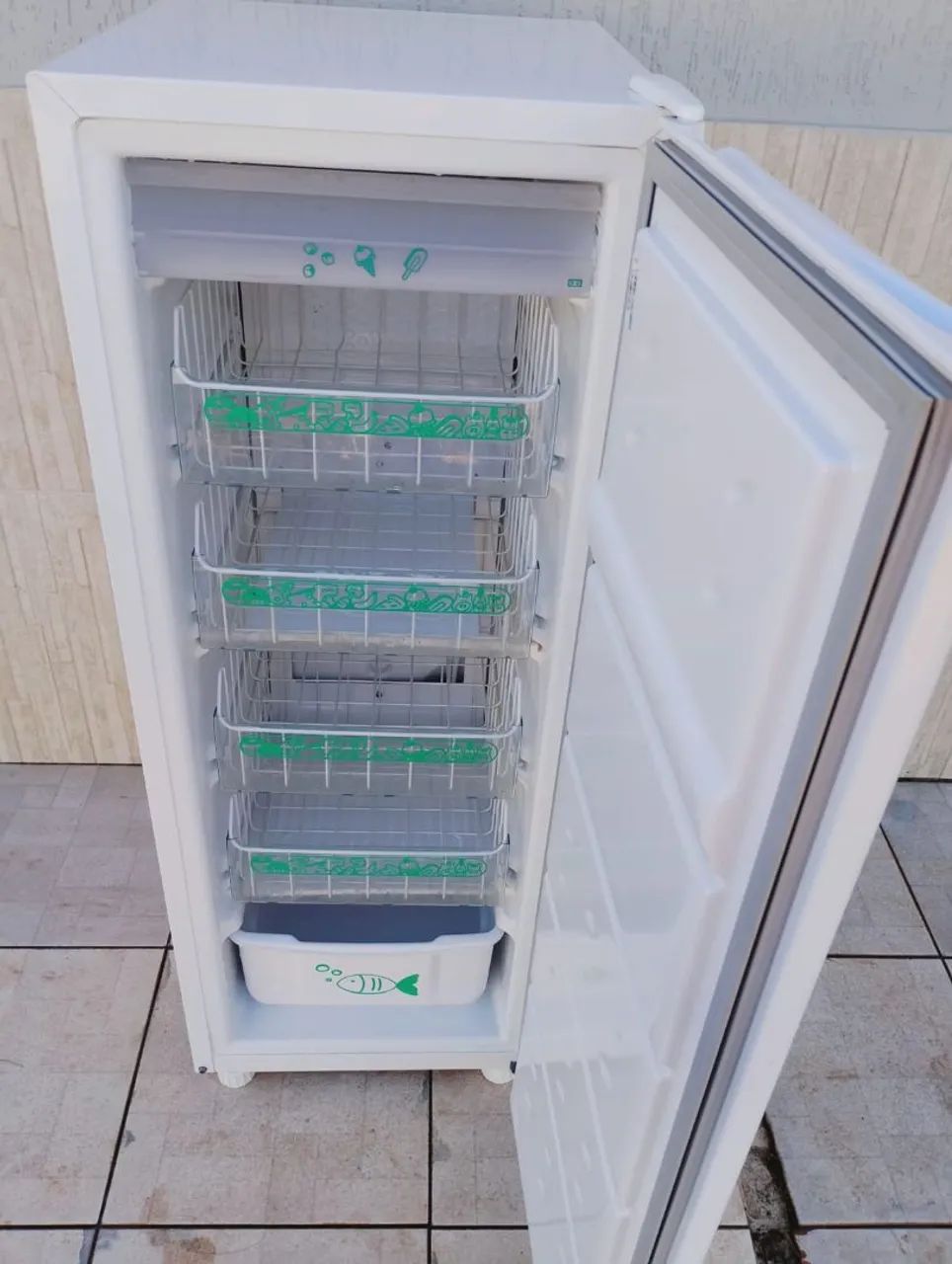 Frezzer Consul 143 litros 