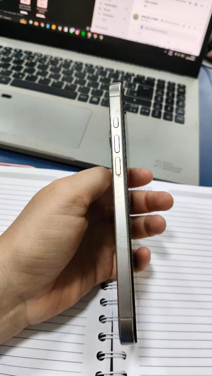 iPhone 16 pro Max  - Foto 3