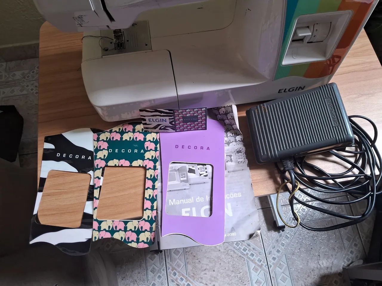 Máquina de costura doméstica decora  - Foto 4