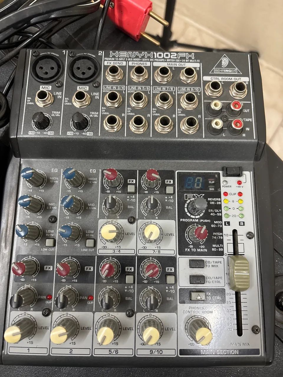 Mesa de som Behringer Xenys 1002FX - Foto 2