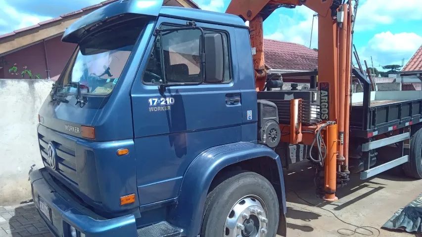 caminhão munck  vw 17210 ano 2001. pego munck 35 no negocio