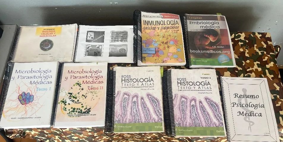 Kit completo de livros de Medicina - em espanhol , ideal para calouros ou estudantes  - Foto 2