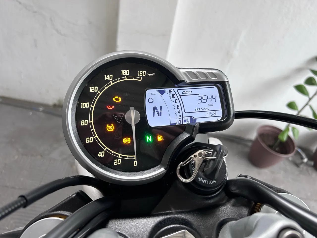 SCRAMBLER 400x 2025 - Foto 4