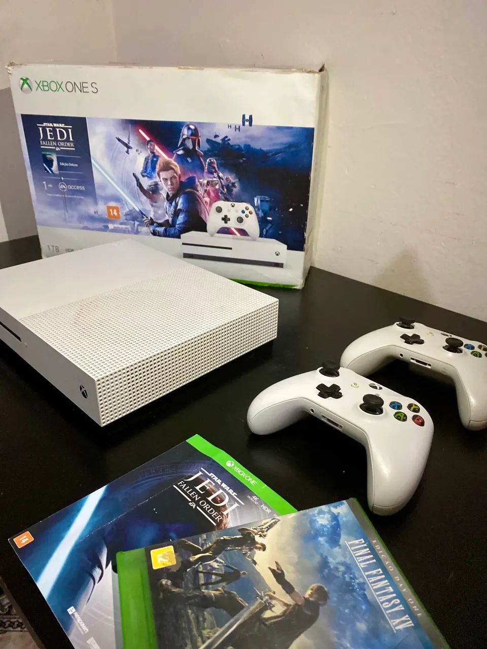 Xbox ONE S 1tb HDR blu ray - Foto 3