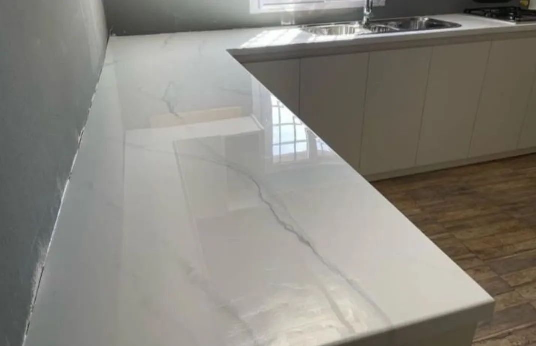 Porcelanato Líquido Pias e Bancadas | Epoxy Countertop.