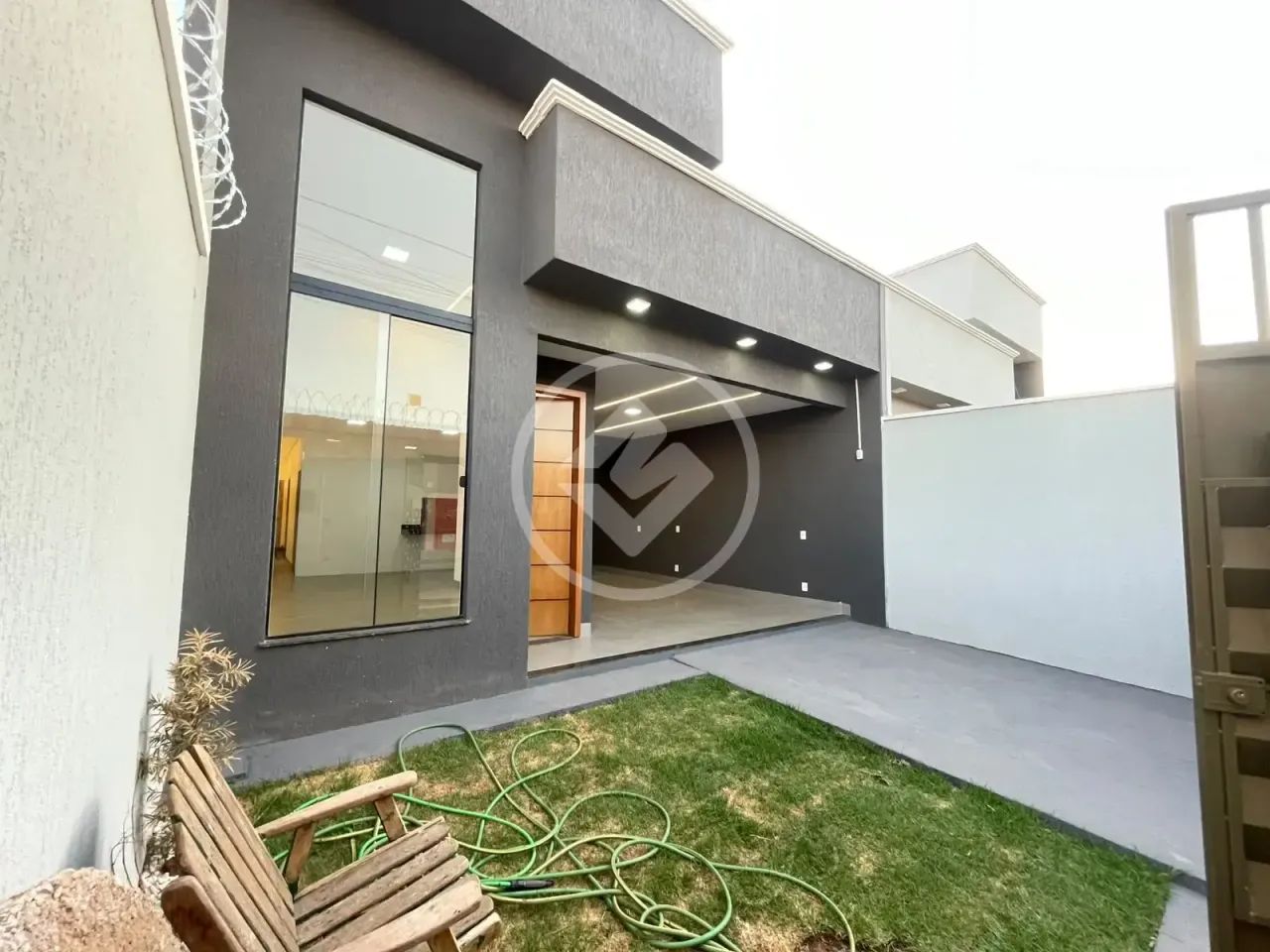 CASA COM PISCINA E 3 SUITES NO SETOR VILA MARIANA codigo: 374296 - Foto 3