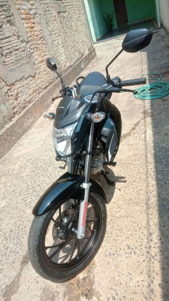 Titan - Foto 3