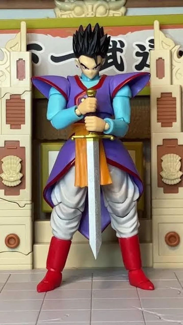 GOHAN SHF KAOSHIN ( NÃO É BANDAI)