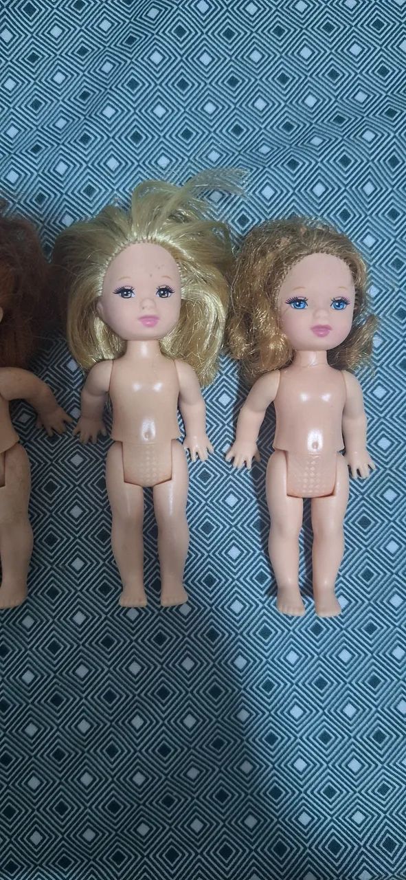  Bonecas Barbie crianças  - Foto 2