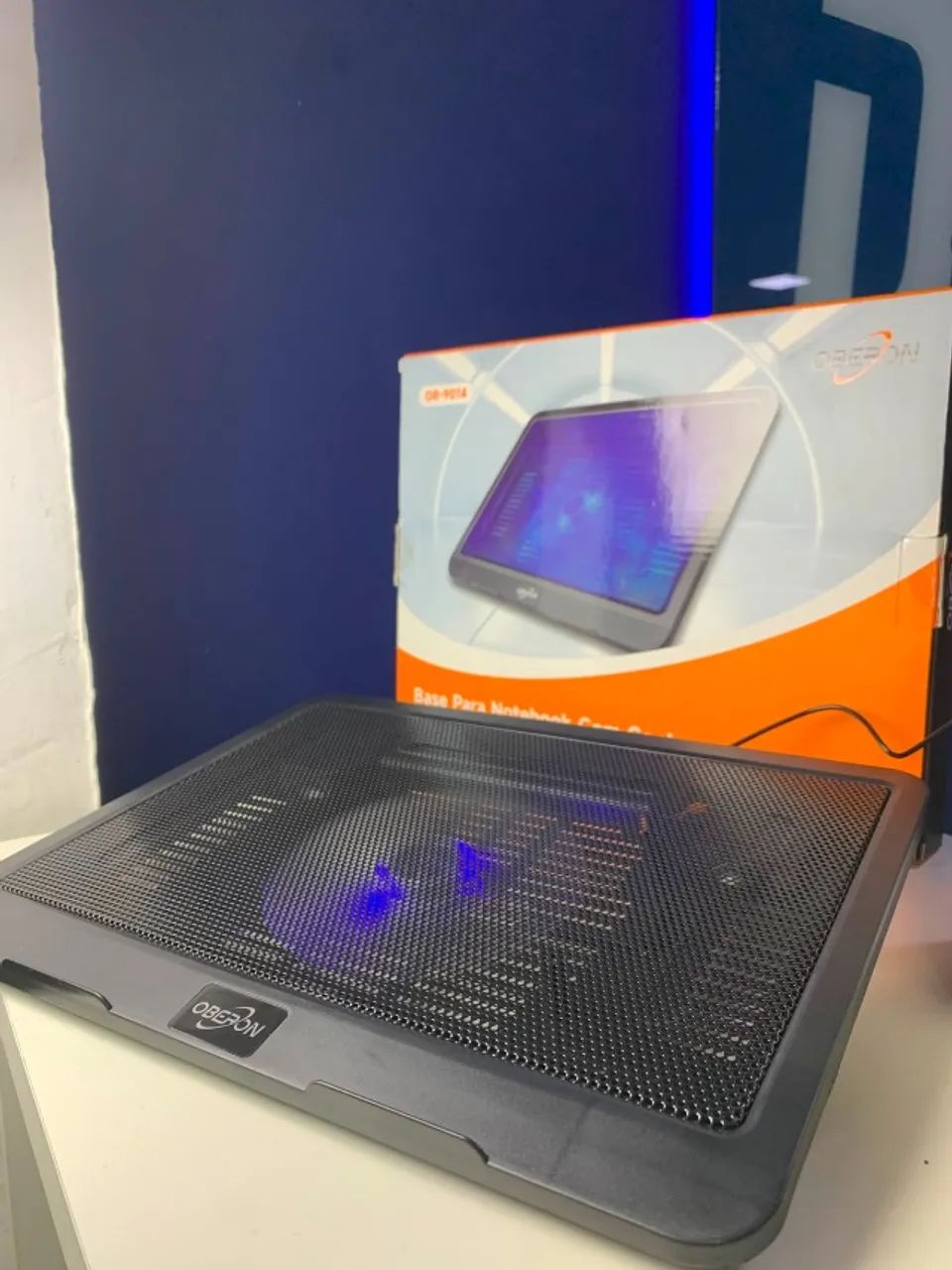 Base Cooler para Notebook até 15,4" Oberon OR-9014 - Ventoinha com LED Azul, USB (Nova)