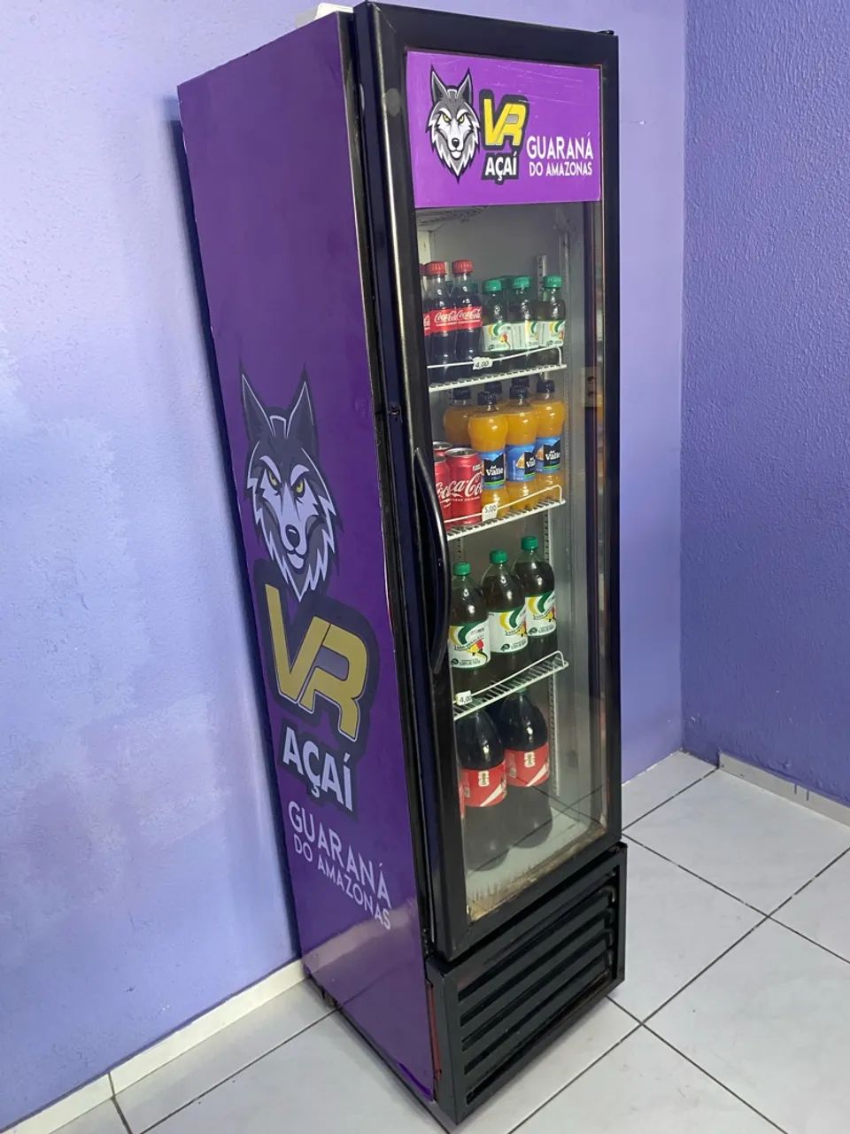 Vendo freezer vertical palito funcionando normalmente. - Foto 3