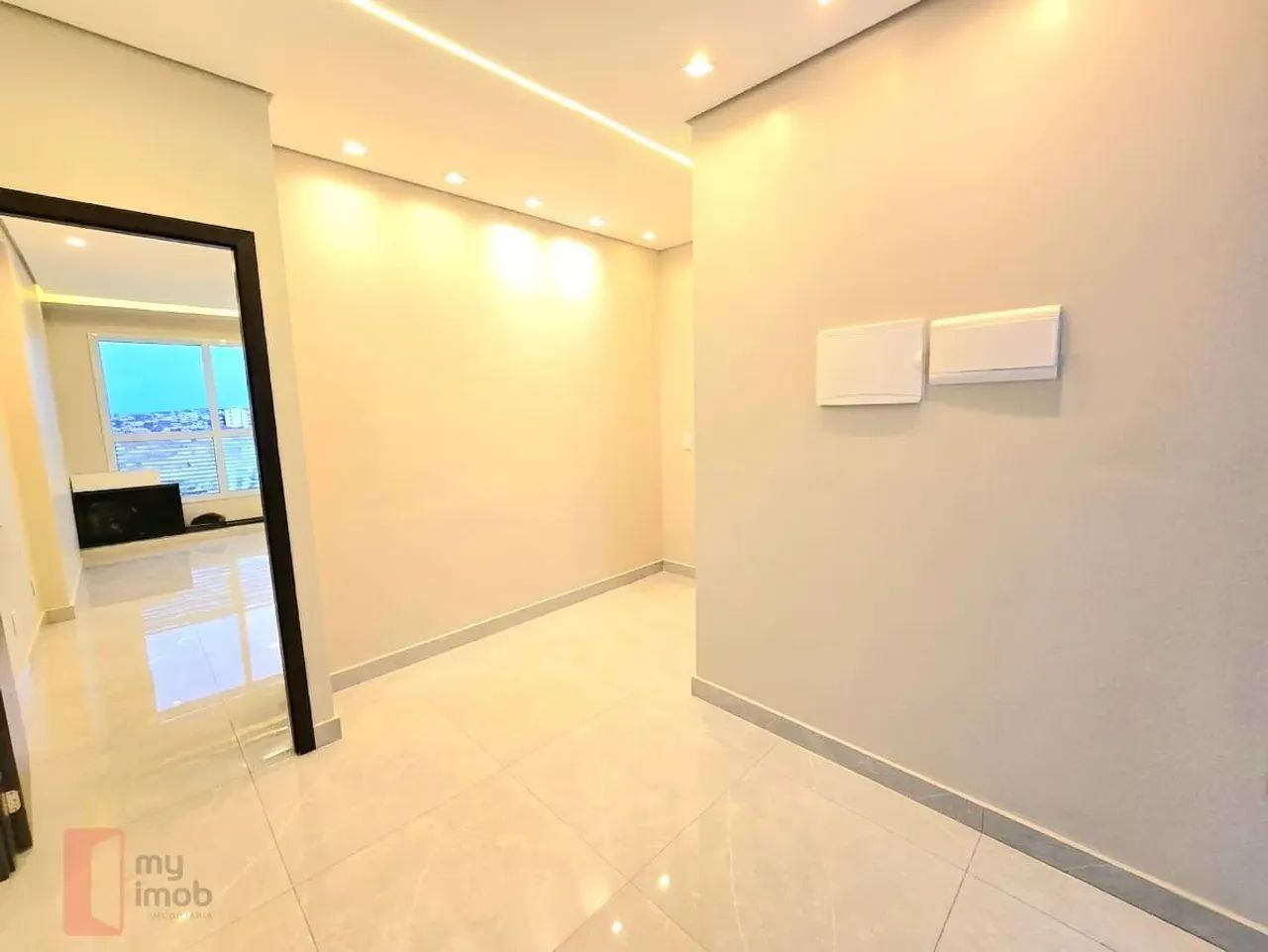 Sala a venda no Condomínio Comercial Gênesis Office, Anápolis-GO - Foto 2