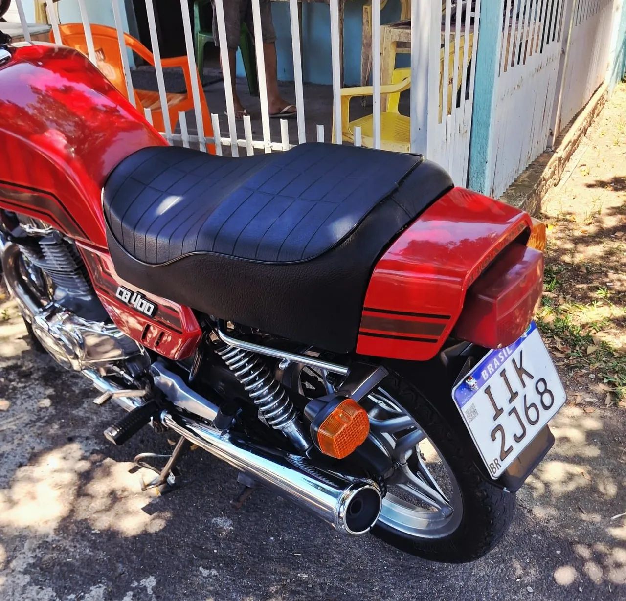 CB 400 