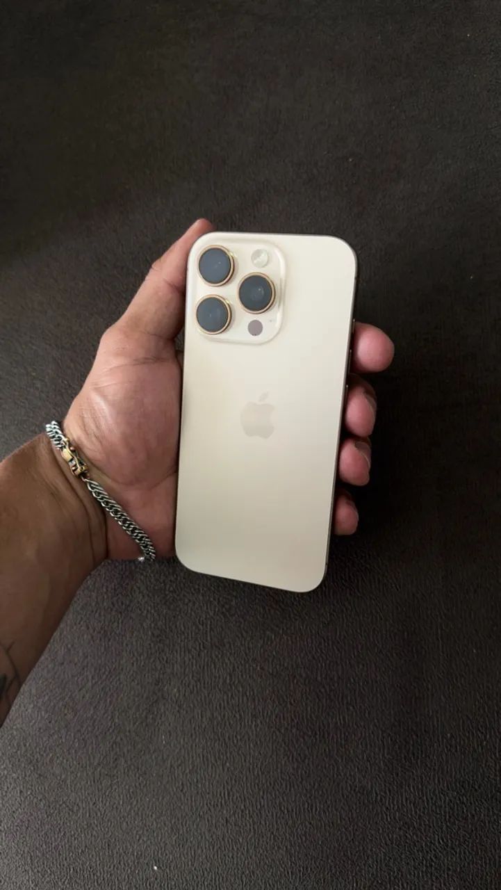 iPhone 16 Pro  - Foto 2