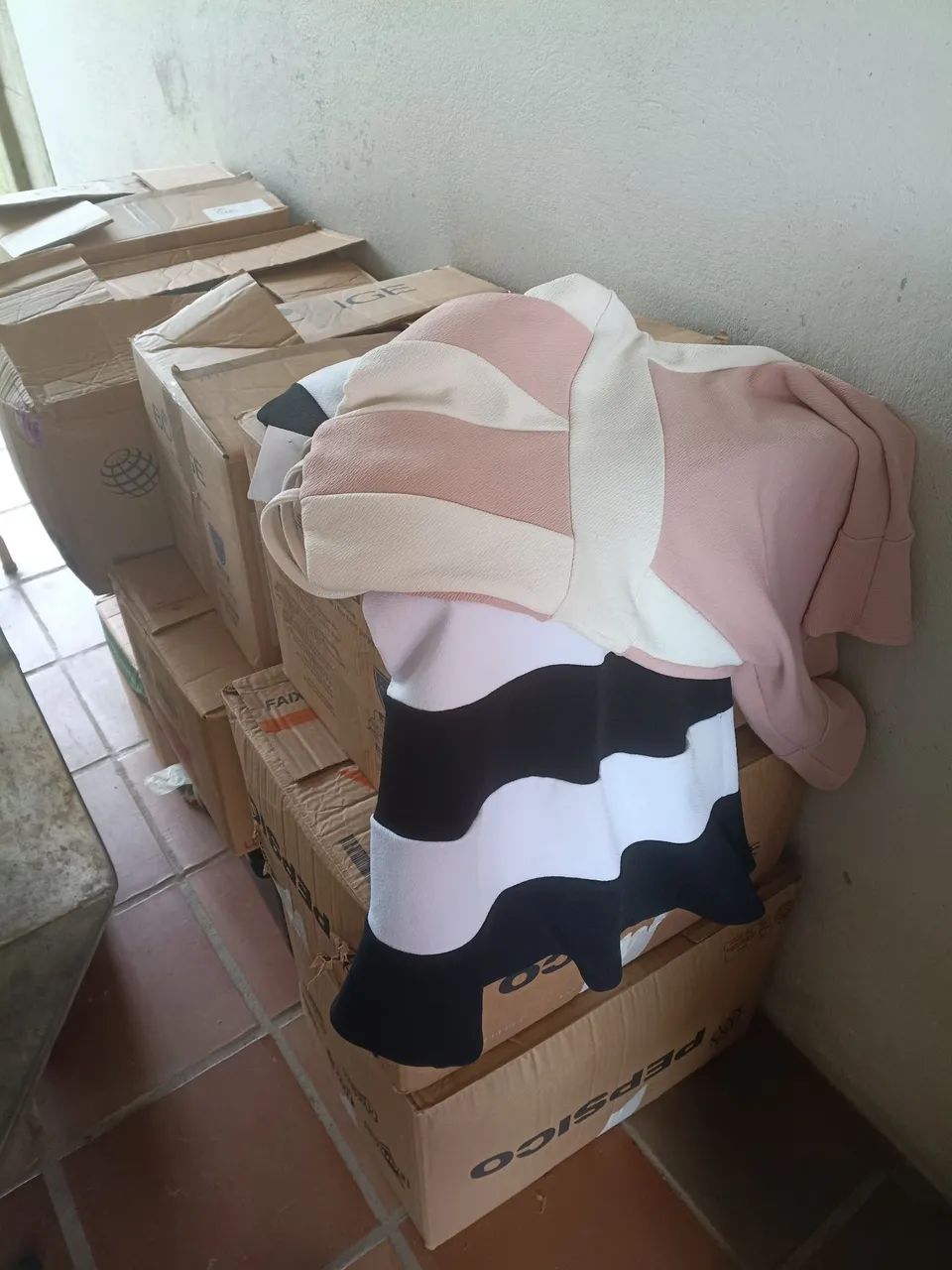 Lote de roupa  - Foto 2