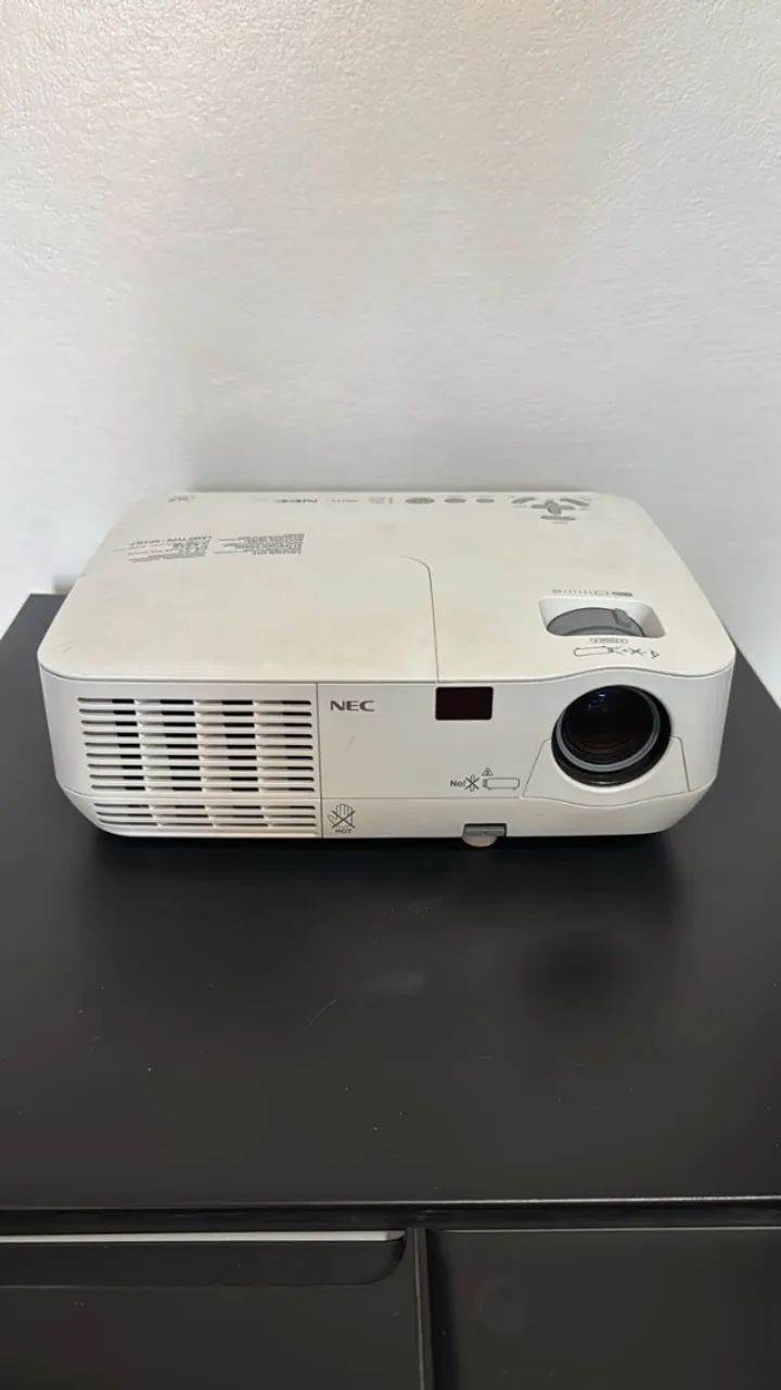 Projetor NEC modelo NP115 - Foto 2