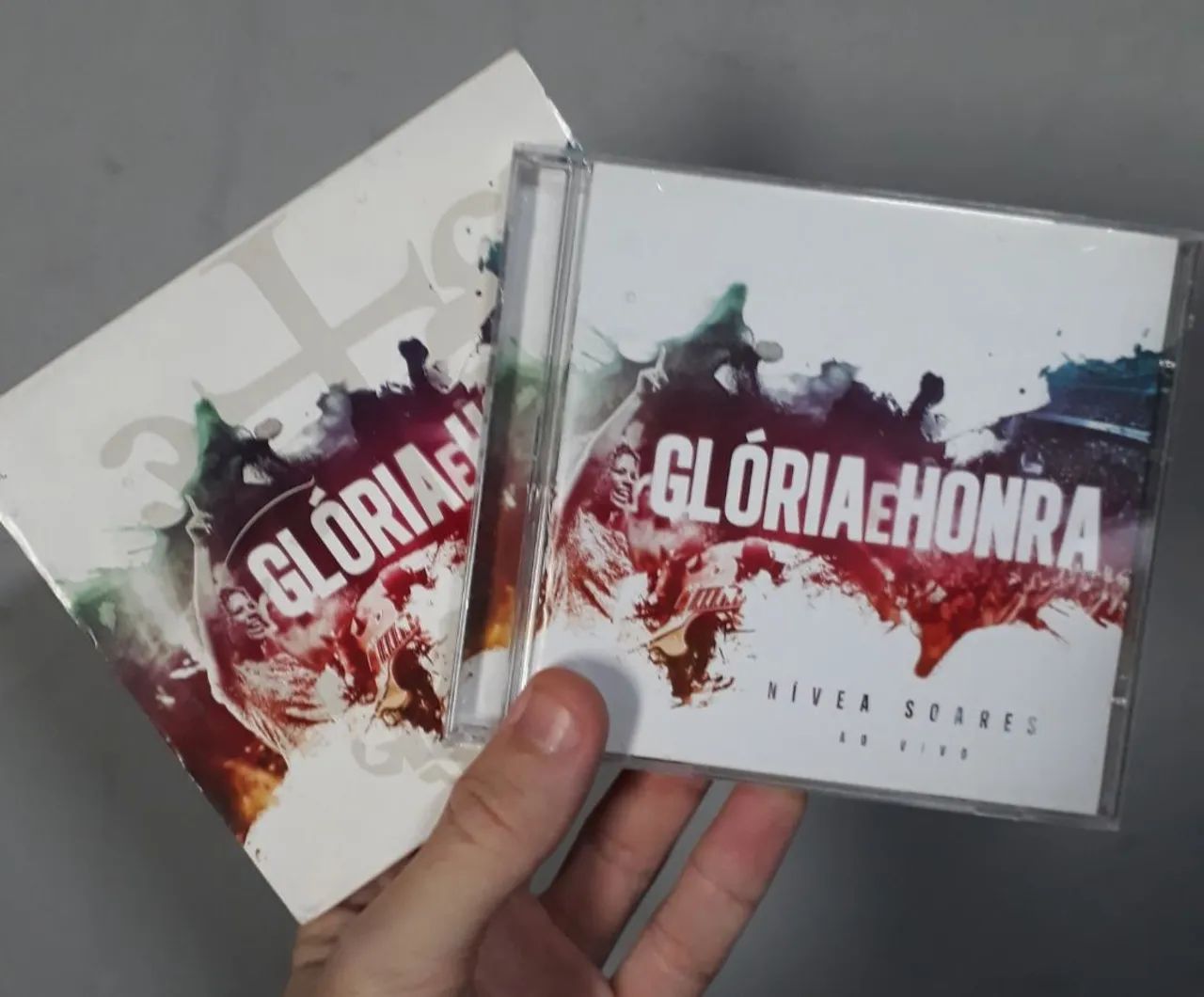 CD Nivea Soares "Glória e Honra"