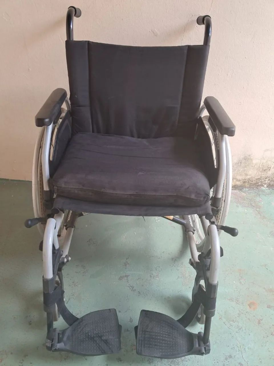 Cadeira de rodas - Foto 5