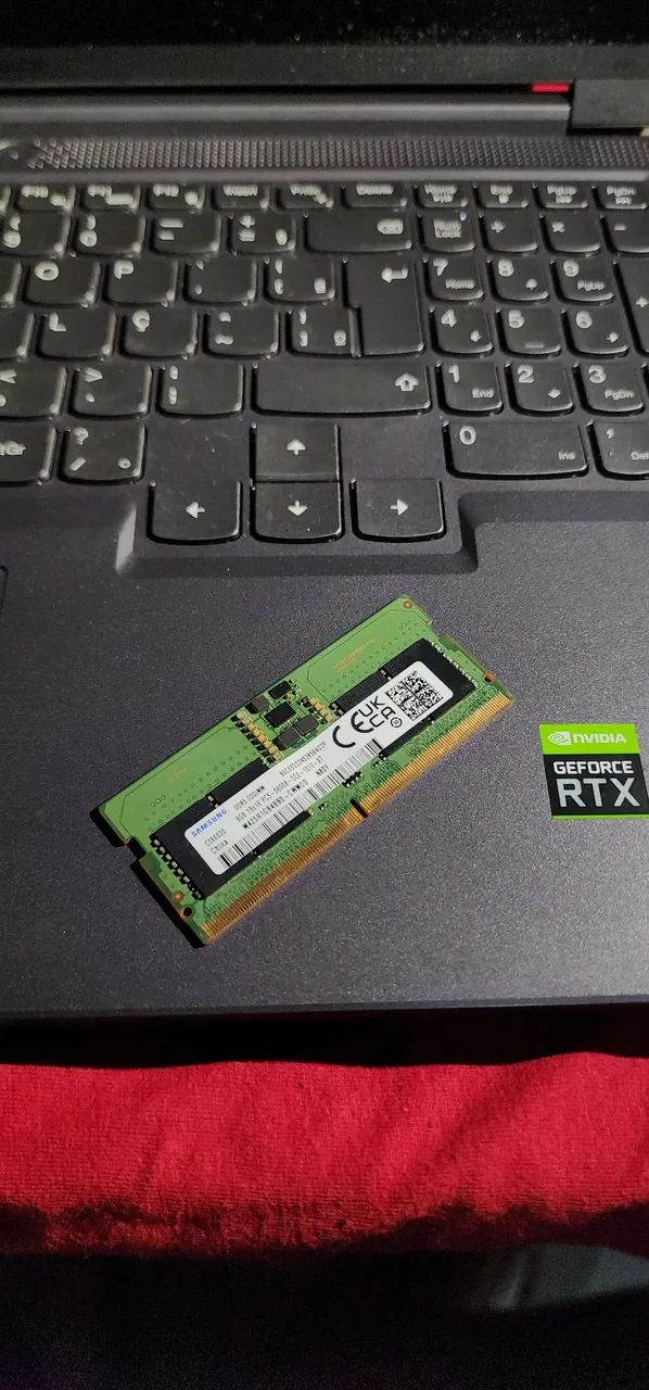 Memoria ram samsung ddr5 8 gigas 