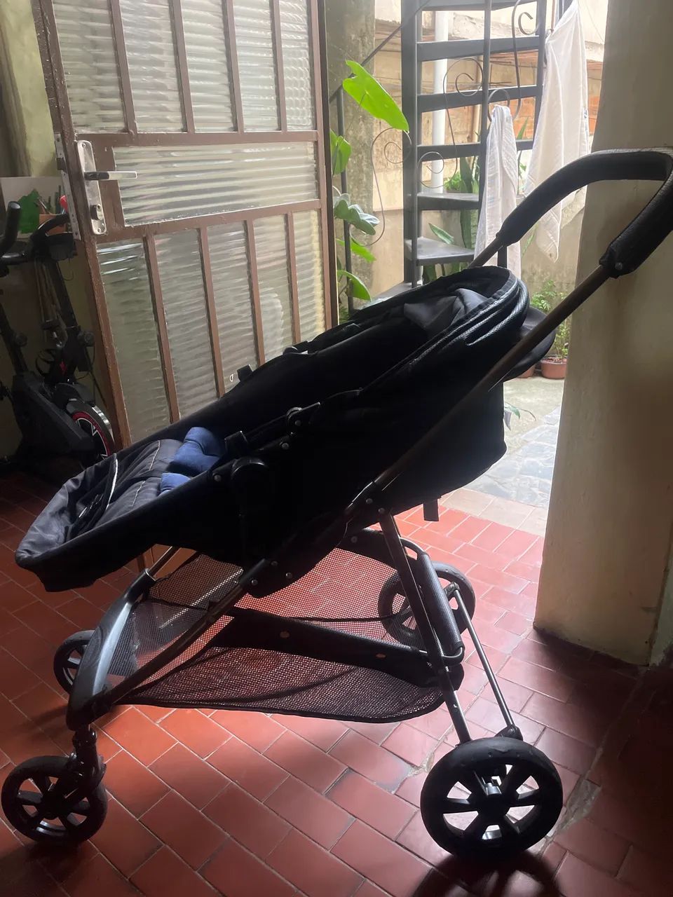 Carrinho de bebê Galzeano 3 em 1  - Foto 2