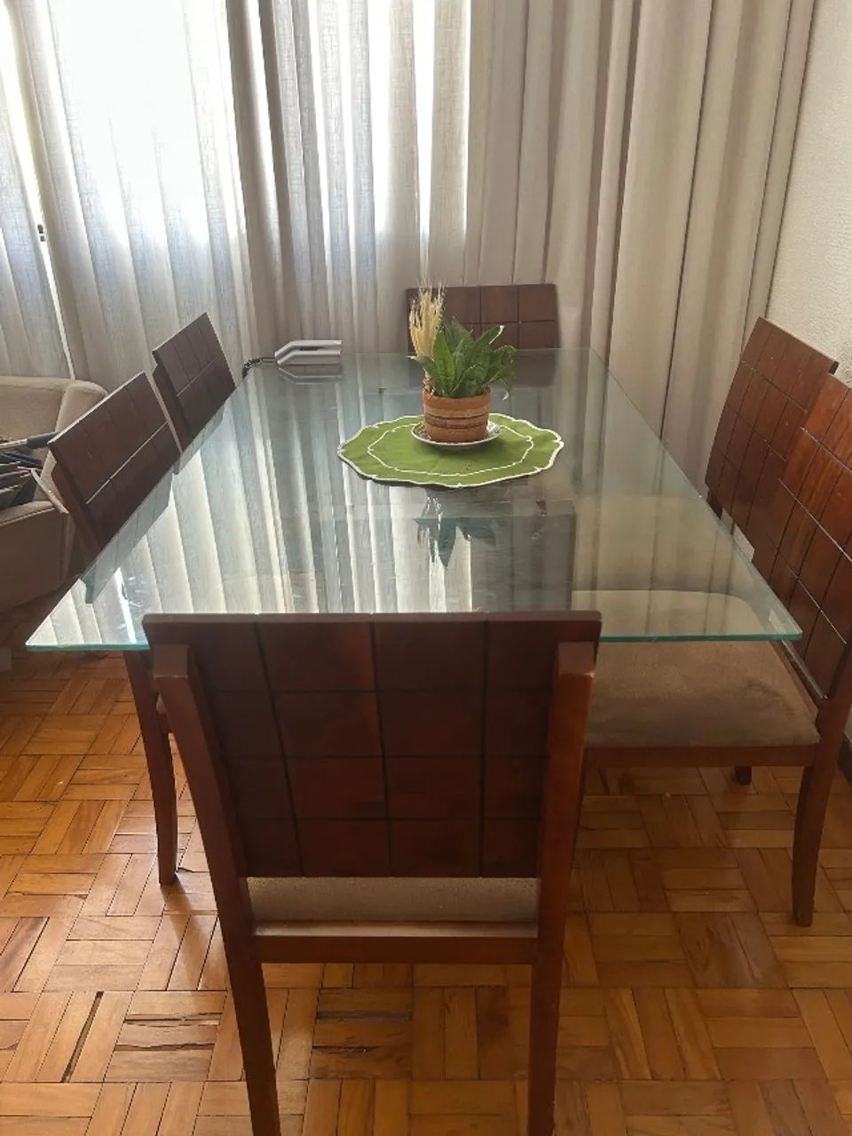 Jogo mesa de jantar (6 cadeiras)