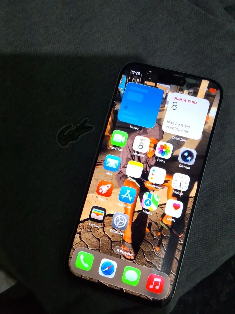 Troco iphone 17 pro max ou vendo  - Foto 2