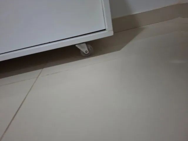 Móvel branco com rodinhas - Foto 3