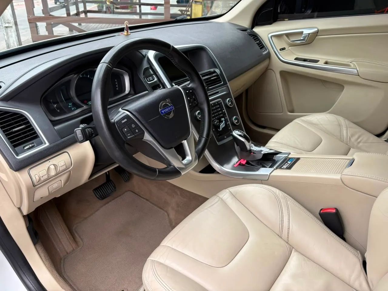 Volvo XC 60 2.0 T5 5P 2014 - Foto 2