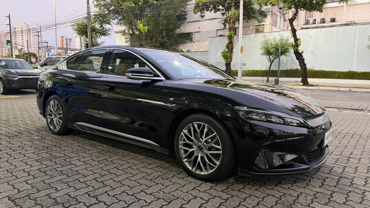 BYD Han EV (elétrico) 2023