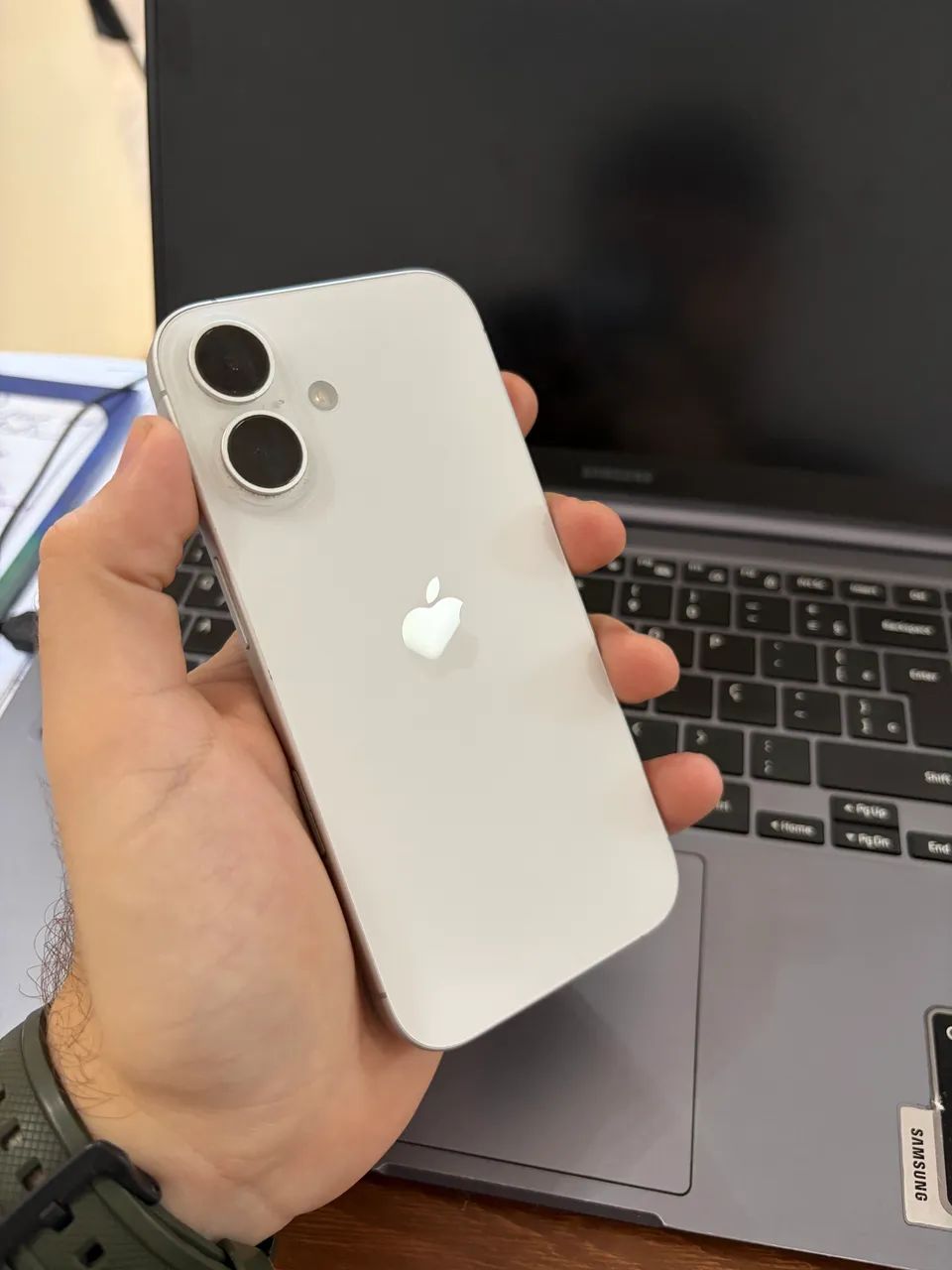 iPhone 16