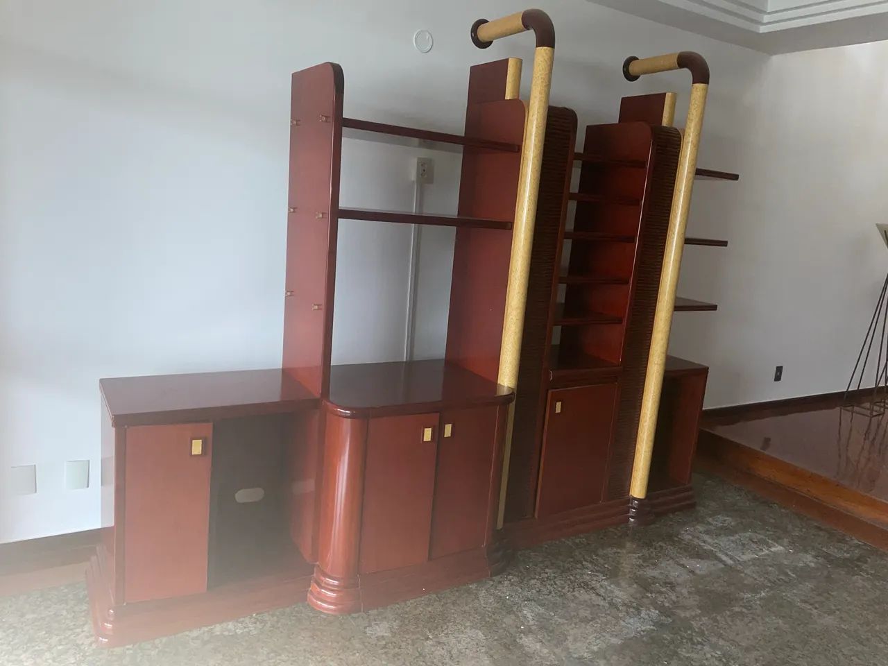 Estante de madeira maciça  - Foto 4