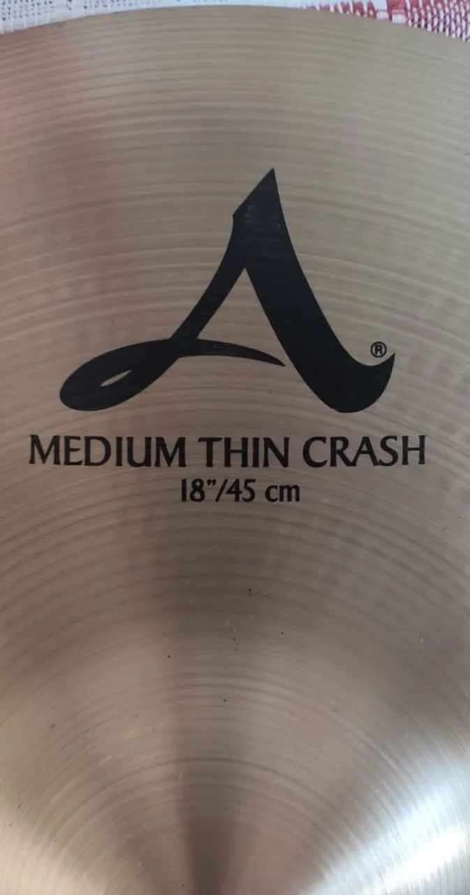 Prato Zildjian A Medium Thin Crash 18  - Foto 2