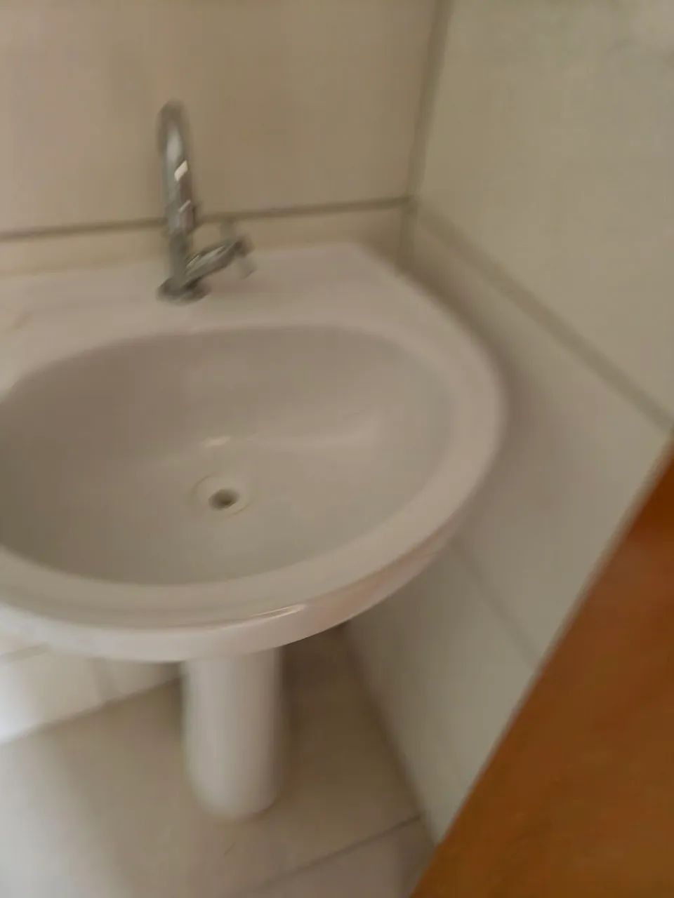 Pia e coluna sanitário  - Foto 3