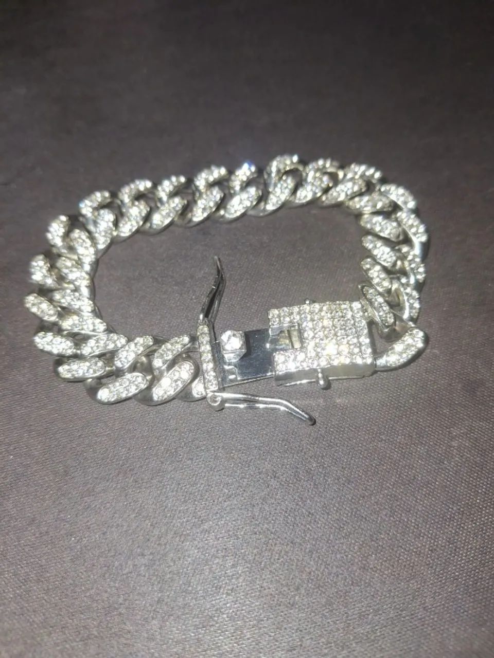 Pulseira Cravejada