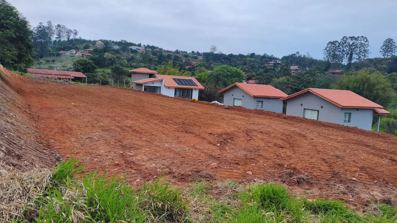 Otimo terreno com lago